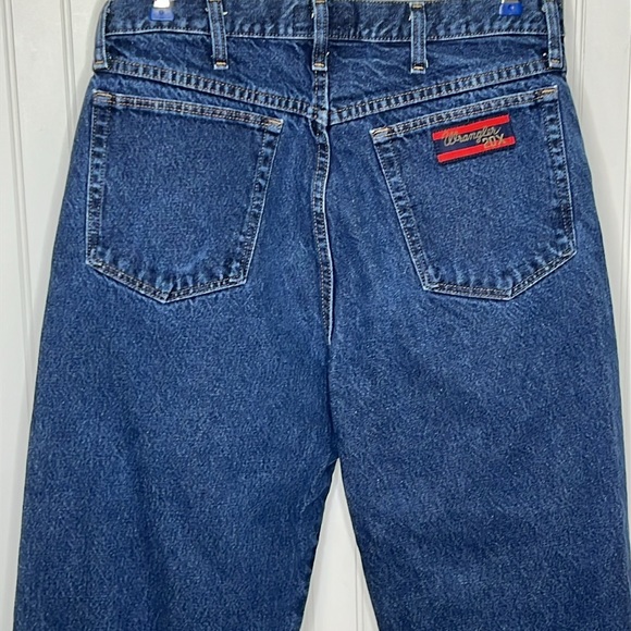Wrangler 20X Relaxed  Fit Jeans Size 32x37 - Picture 8 of 10